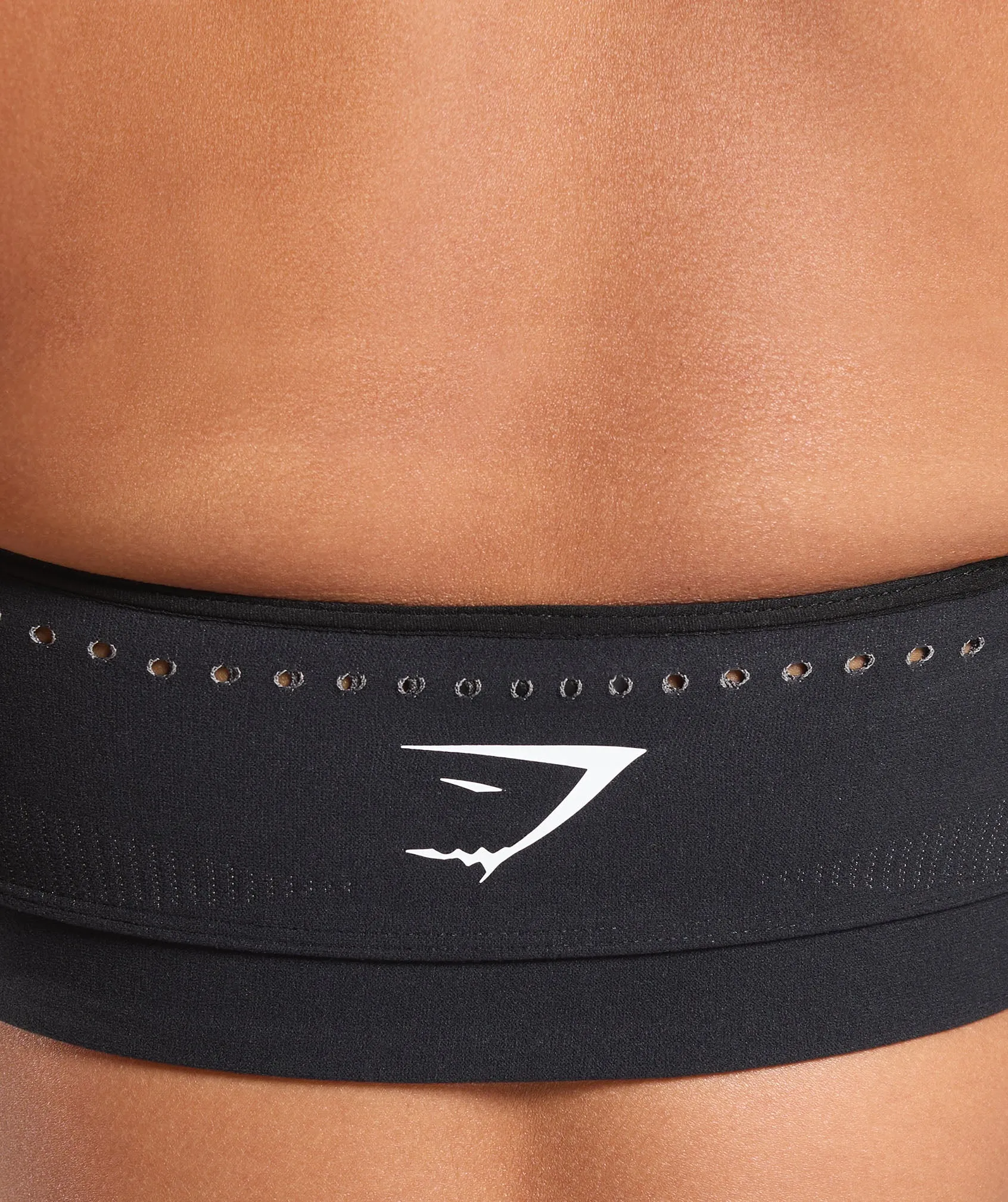 Gymshark Warp Knit Seamless Halter Neck Bralette - Black/Linen Brown